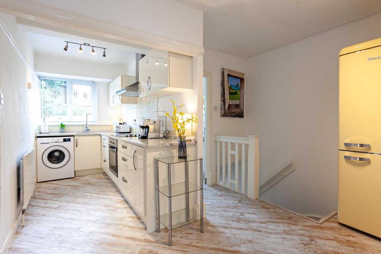 Cosy 2 Bed Apartment - Close To Leeds Centre المظهر الخارجي الصورة