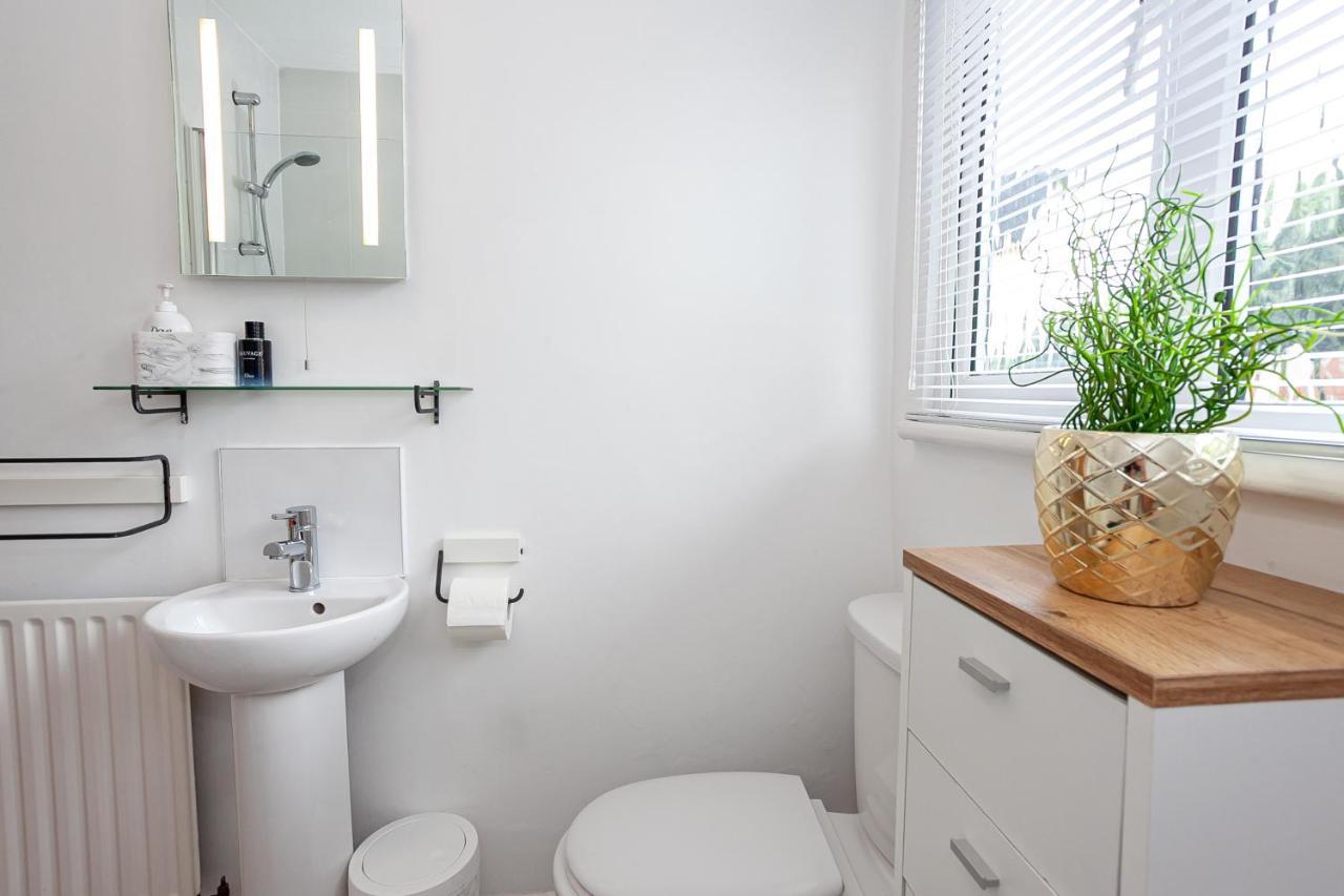 Cosy 2 Bed Apartment - Close To Leeds Centre المظهر الخارجي الصورة